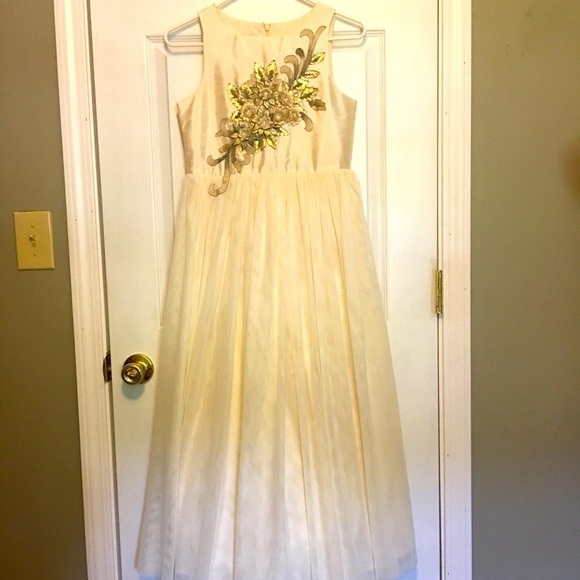 Belle Badgley Mischka Other - Belle Badgley Mischka special occasion dress girls sz 12.